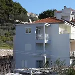 In With Terrace, Air Conditioning, Wi-fi, Washing Machine Apartament *