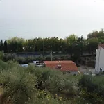 In With Terrace, Air Conditioning, Wi-fi, Washing Machine *