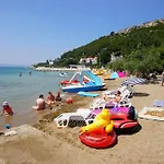 In With Terrace, Air Conditioning, Wi-fi, Washing Machine Duće