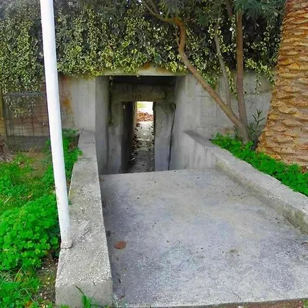 In With Terrace, Air Conditioning, Wi-fi, Washing Machine Apartment *