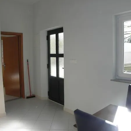 In With Terrace, Air Conditioning, Wi-fi, Washing Machine Apartment